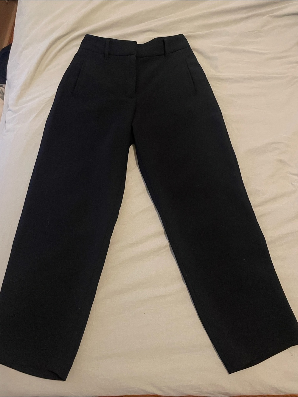 Wilfred Limitless Crepette Straight-Leg Pants in Black